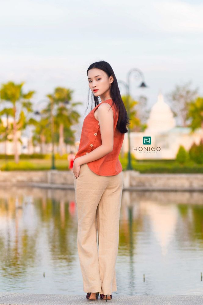 set linen quần be gừng ống rộng áo nút 2 sườn cam cháy